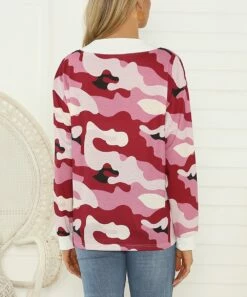 Best Sale 🧨 Romantichut Pink & Red Camo Notch-Neck Top - 👩 Women 🤩 -Romantichut Sales zu104592529 alt 1 tm1650661820