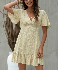 Hot Sale 🌟 Romantichut Yellow Floral V-Neck Empire-Waist 👗 Dress - 👩 Women 🎁