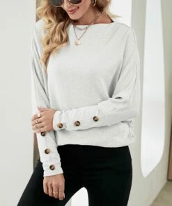 Cheapest ✨ Romantichut White Button-Accent Round Neck Top - 👩 Women ⌛ 10 Cheapest ✨ Romantichut White Button-Accent Round Neck Top - 👩 Women ⌛ -Romantichut Sales zu109613080 alt 3 tm1668021070