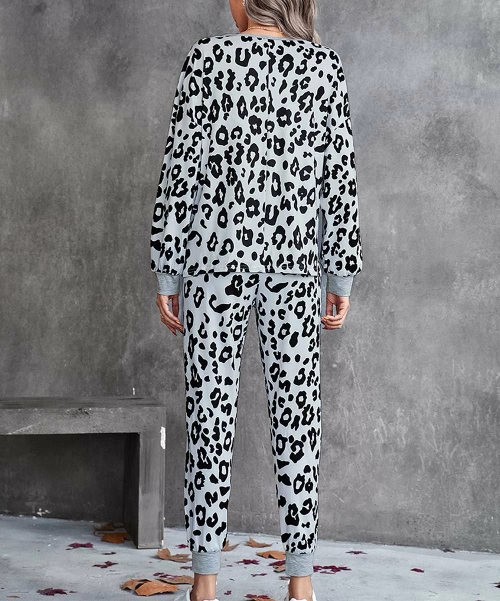 Best Pirce โค๏ธ Romantichut Gray & Black Leopard Button-Front Jogger Jumpsuit - ๐ฉ Women ๐ 7 Best Pirce โค๏ธ Romantichut Gray & Black Leopard Button-Front Jogger Jumpsuit - ๐ฉ Women ๐ - Image 5