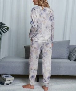 Discount 😍 Romantichut Light Gray & Cream Tie-Dye Long-Sleeve Top & Drawstring Joggers - 👩 Women 🔔 -Romantichut Sales zu109777308 alt 4 tm1667420485