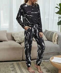 Brand new 🎁 Romantichut Black & White Abstract Long-Sleeve Tee & Joggers - 👩 Women 👍